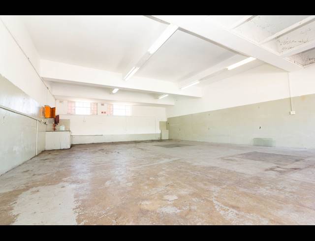 280M² BUSINESS TO LET IN BELLAIR